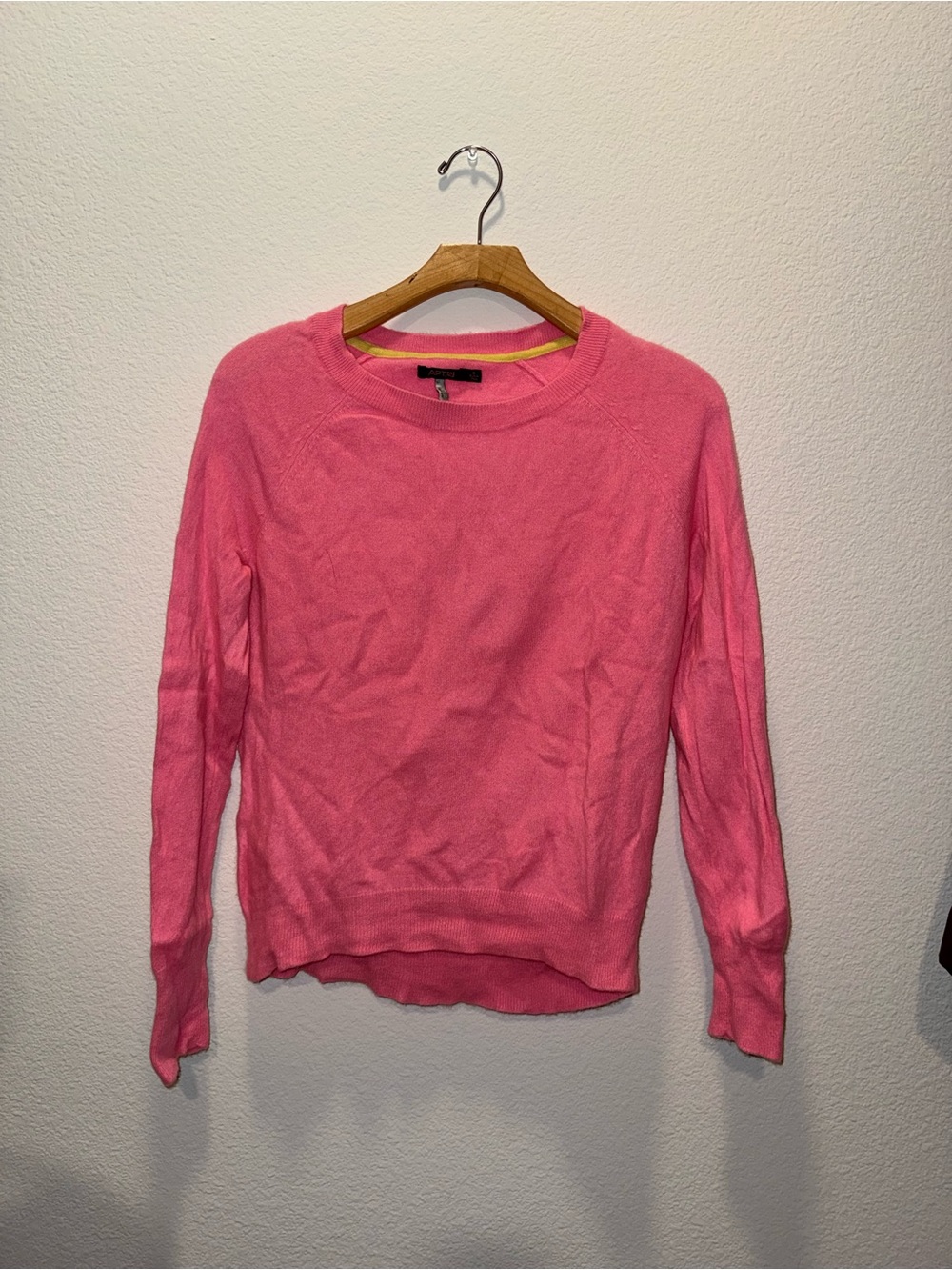 APT. 9 100% Cashmere Pink Crewneck Sweater – Size Small